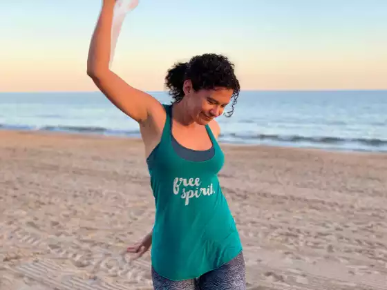 Daisy Jeys,
Yoga, Health & Wellness
Expert at ஆத்மார்த்தமான உச்சிமாநாடு 2023: உள்ளே ஒரு பயணம், ஆரம்பம்!